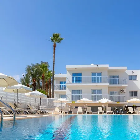 Mia * Ayia Napa