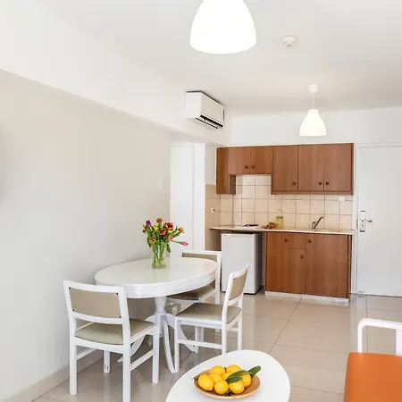 Apartman Mia Ajía Nápa